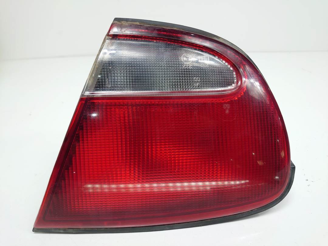 PILOTO TRASERO DERECHO INTERIOR - 0431421R - MAZDA - XEDOS 6 (CA)
