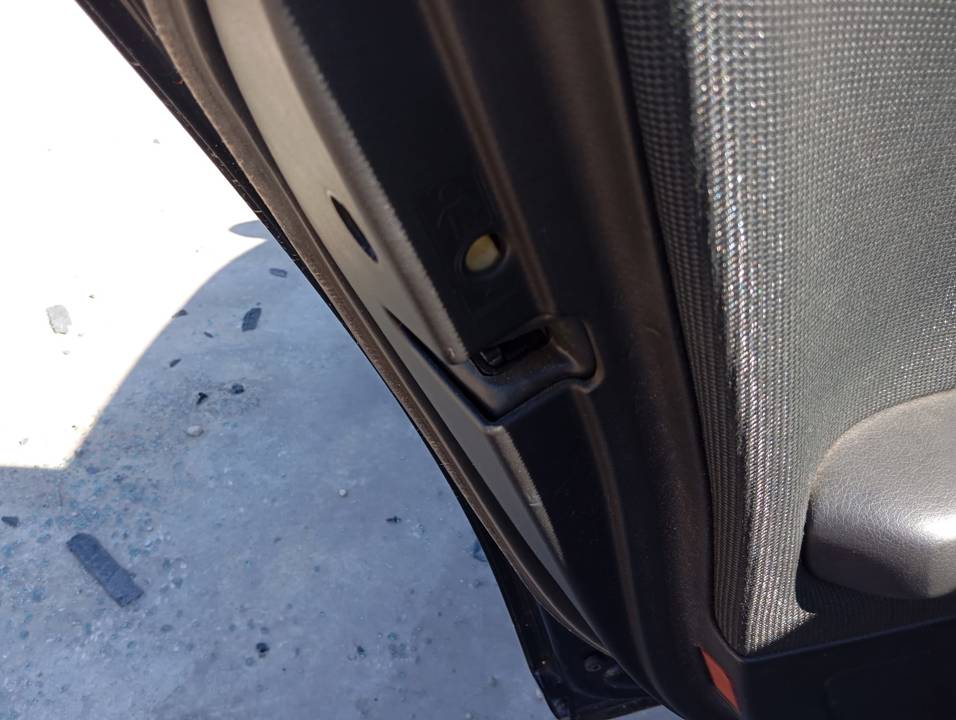 CERRADURA PUERTA TRASERA IZQUIERDA