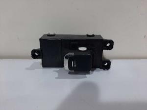 MANDO ELEVALUNAS TRASERO DERECHO 93580A2100 KIA PRO_CEE'D (ED) Autodesguaces Alicante