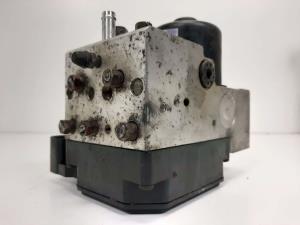 ABS 4454048030 LEXUS RX300 (MCU15) Autodesguaces Alicante