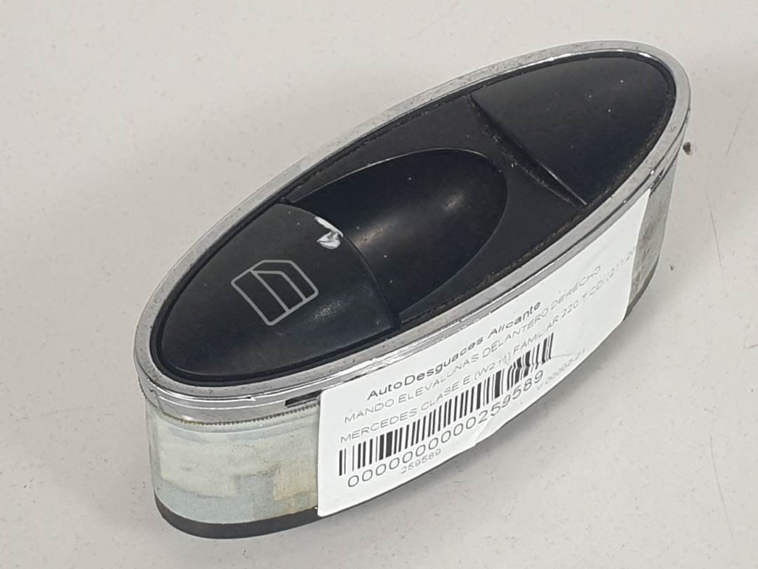 Commande de lève-vitre avant droite - A2118211351 - MERCEDES - CLASE E (W211) FAMILIAR