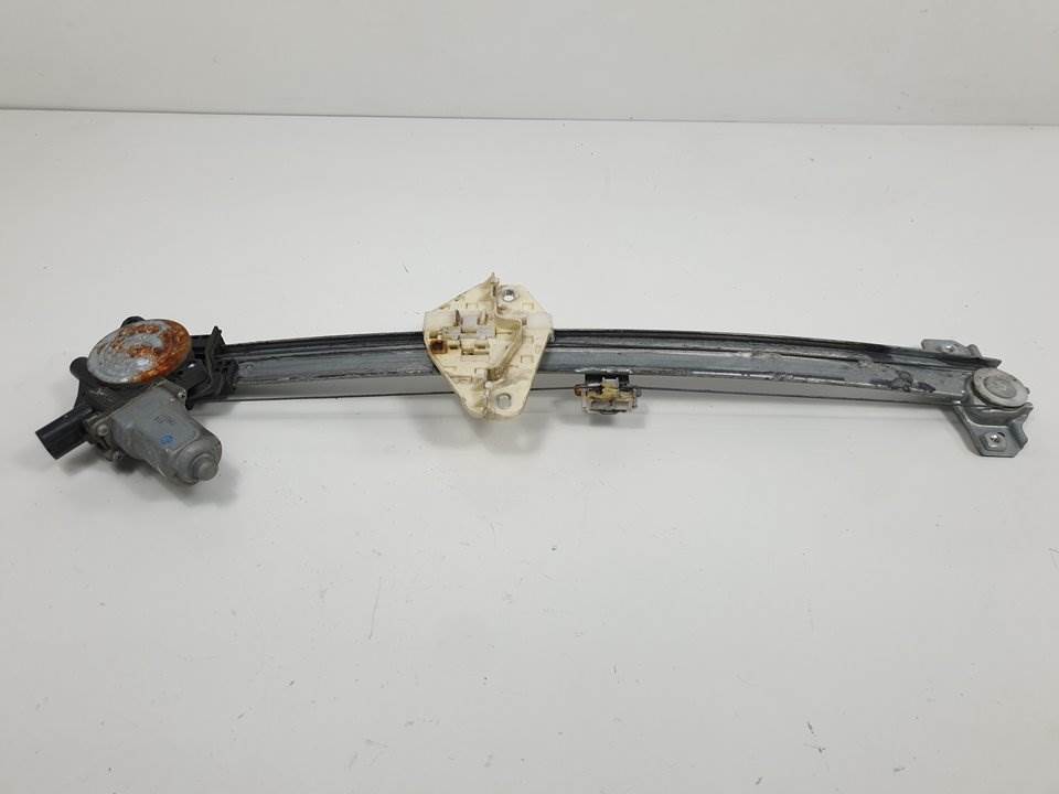 ELEVALUNAS DELANTERO DERECHO - HONDA - CR-V (RE)