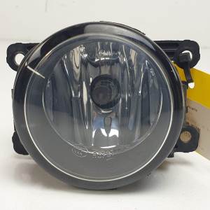 FARO ANTINIEBLA DERECHO 8200074008 RENAULT MEGANE III BERLINA 5P Autodesguaces Alicante