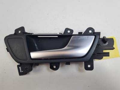 MANETA INTERIOR TRASERA DERECHA 8K0839020E AUDI A4 BER. (B8) Autodesguaces Alicante