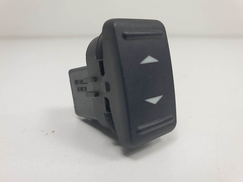 MANDO ELEVALUNAS DELANTERO DERECHO - 7M5T14529AA - FORD - KUGA (CBV)