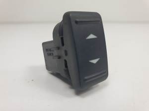 MANDO ELEVALUNAS DELANTERO DERECHO 7M5T14529AA FORD KUGA (CBV) Autodesguaces Alicante