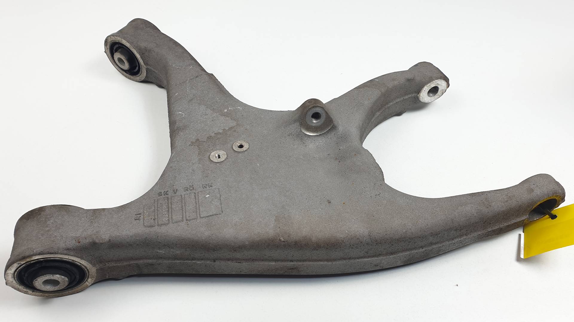BRAZO SUSPENSION INFERIOR TRASERO DERECHO - 8K0505312J - AUDI - AUDI A4 AVANT (B8) (2008 - 2015)