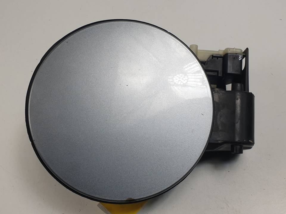 TAPA EXTERIOR COMBUSTIBLE 13352310 OPEL INSIGNIA SPORTS TOURER Autodesguaces Alicante