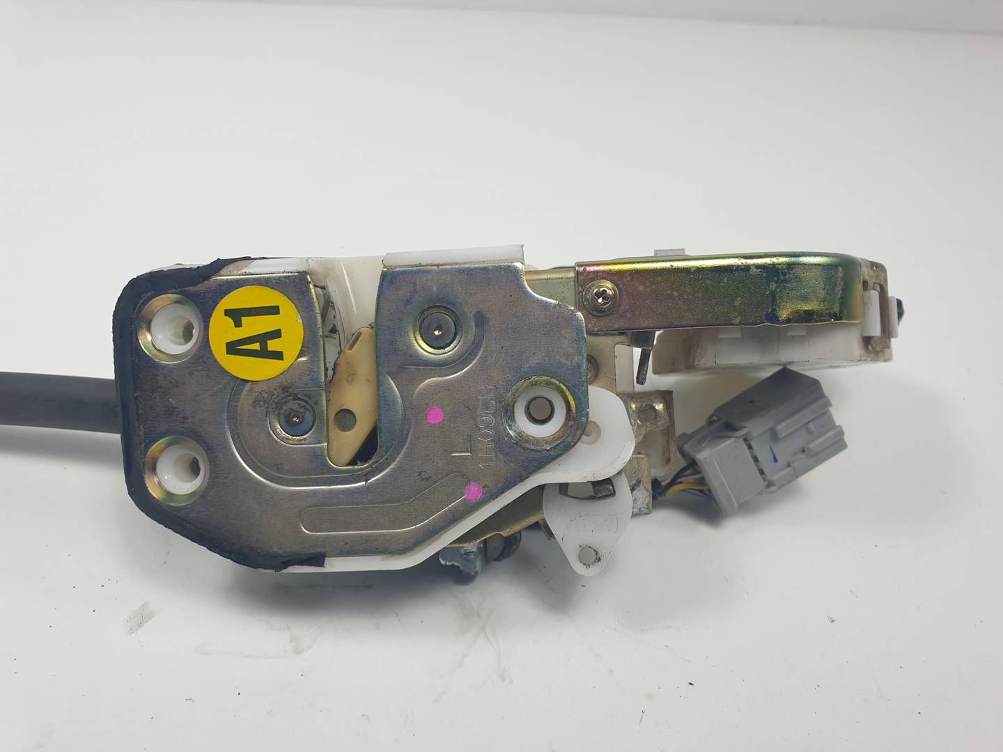 CERRADURA PUERTA DELANTERA IZQUIERDA - 1H09LH - HONDA - CR-V (RD1/3)