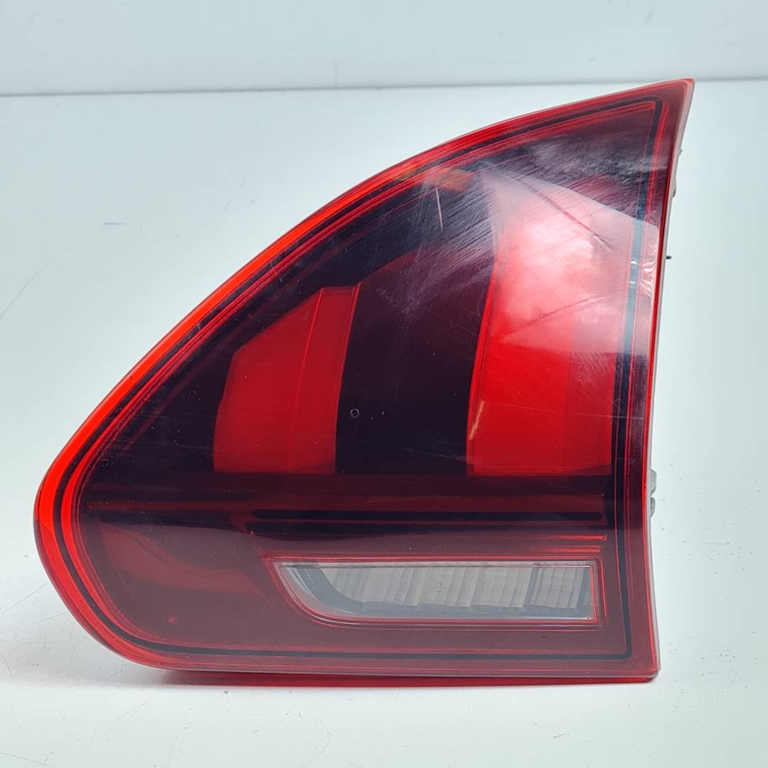 PILOTO TRASERO DERECHO INTERIOR - 9814757280 - PEUGEOT - 2008 (A94)