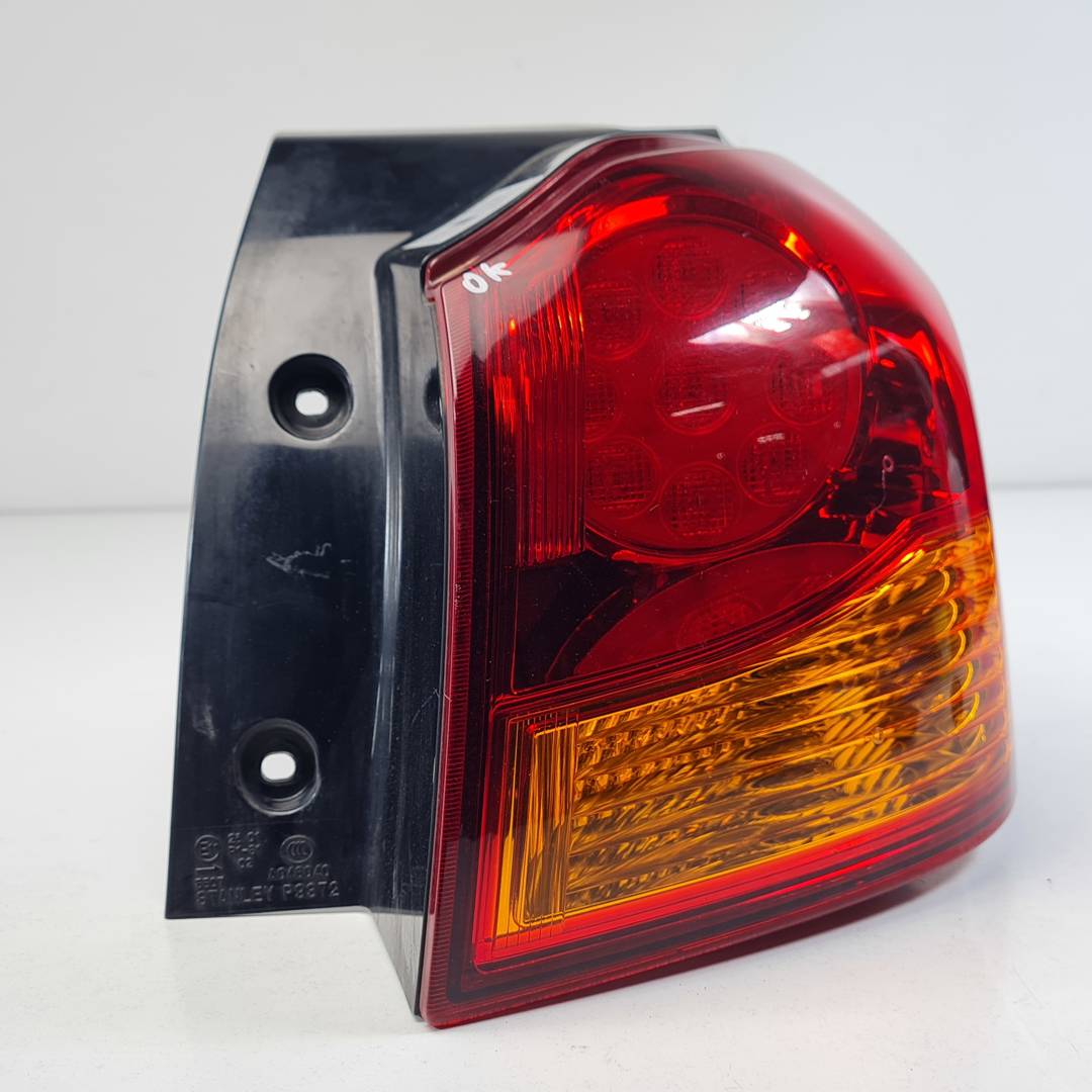 PILOTO TRASERO DERECHO - MITSUBISHI - ASX (GA0W)