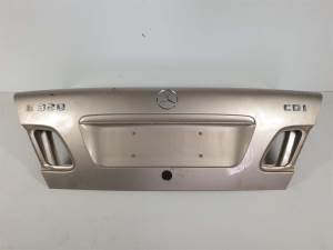 TAPA MALETERO MERCEDES CLASE E (W210) FAMILIAR Autodesguaces Alicante