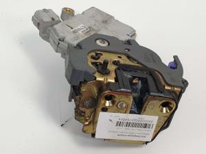 CERRADURA PUERTA TRASERA DERECHA 825528H710 NISSAN X-TRAIL (T30) Autodesguaces Alicante