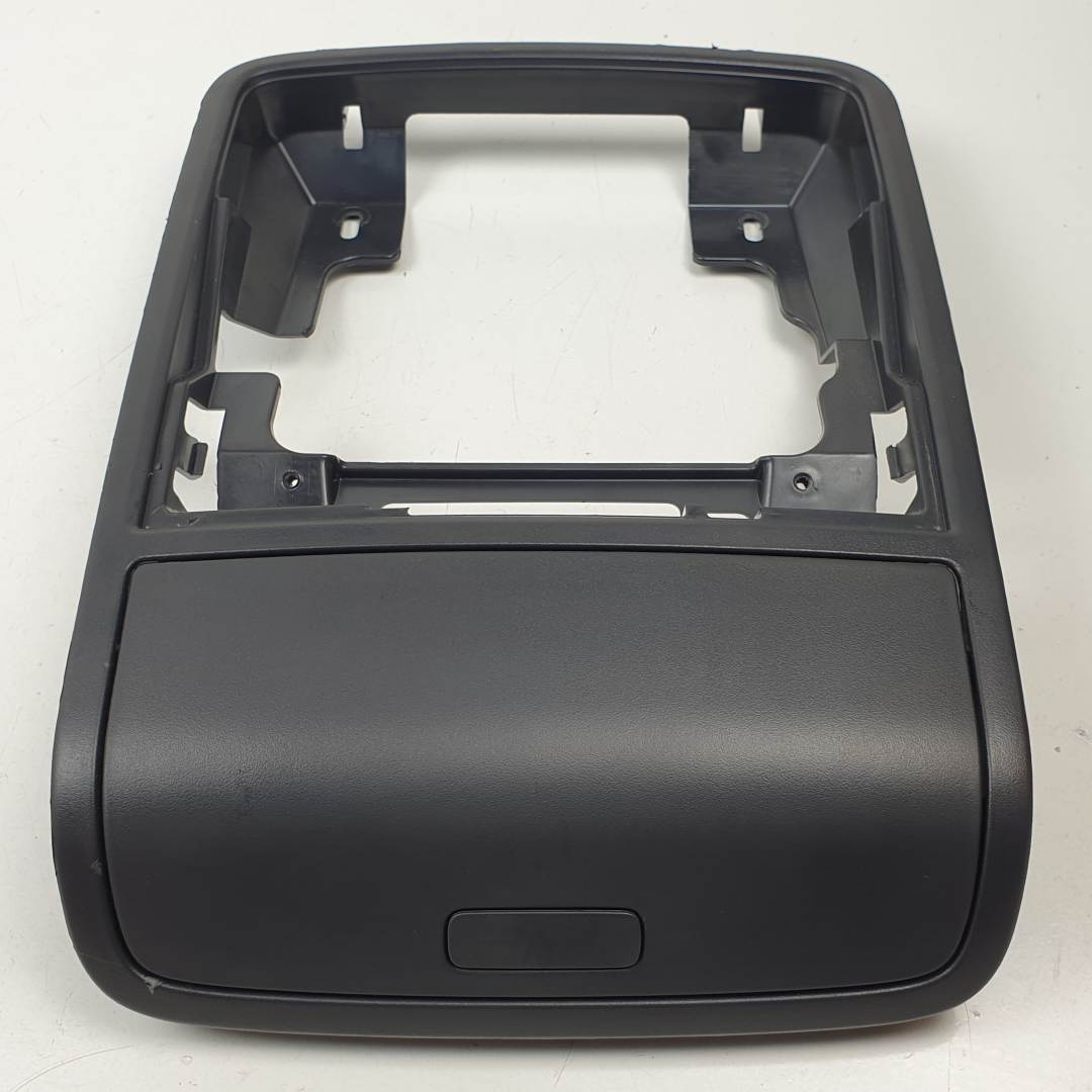 MOLDURAS DELANTERAS - 1K0868837E - VOLKSWAGEN - TIGUAN (5N2)