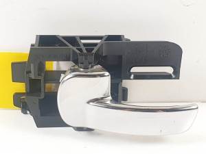 MANETA INTERIOR TRASERA IZQUIERDA 80671JD0 NISSAN QASHQAI (J10) Autodesguaces Alicante