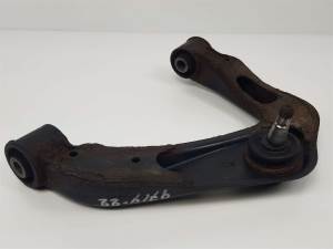 BRAZO SUSPENSION SUPERIOR DELANTERO IZQUIERDO NISSAN NAVARA PICK-UP (D40M) Autodesguaces Alicante
