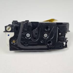CERRADURA PUERTA TRASERA IZQUIERDA 5N0839015A VOLKSWAGEN PASSAT CC (357) Autodesguaces Alicante