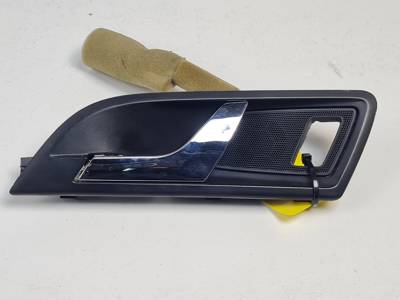 MANETA INTERIOR DELANTERA IZQUIERDA 3T0837247 SKODA SUPERB (3T4) Autodesguaces Alicante