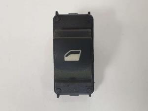 MANDO ELEVALUNAS TRASERO DERECHO 96662297XT PEUGEOT 5008 (T87) Autodesguaces Alicante