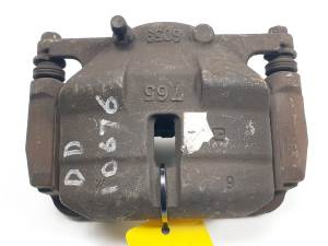 PINZA FRENO DELANTERA DERECHA NISSAN QASHQAI (J10) Autodesguaces Alicante