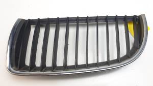 REJILLA DELANTERA 7120007 BMW SERIE 3 TOURING (E91) Autodesguaces Alicante
