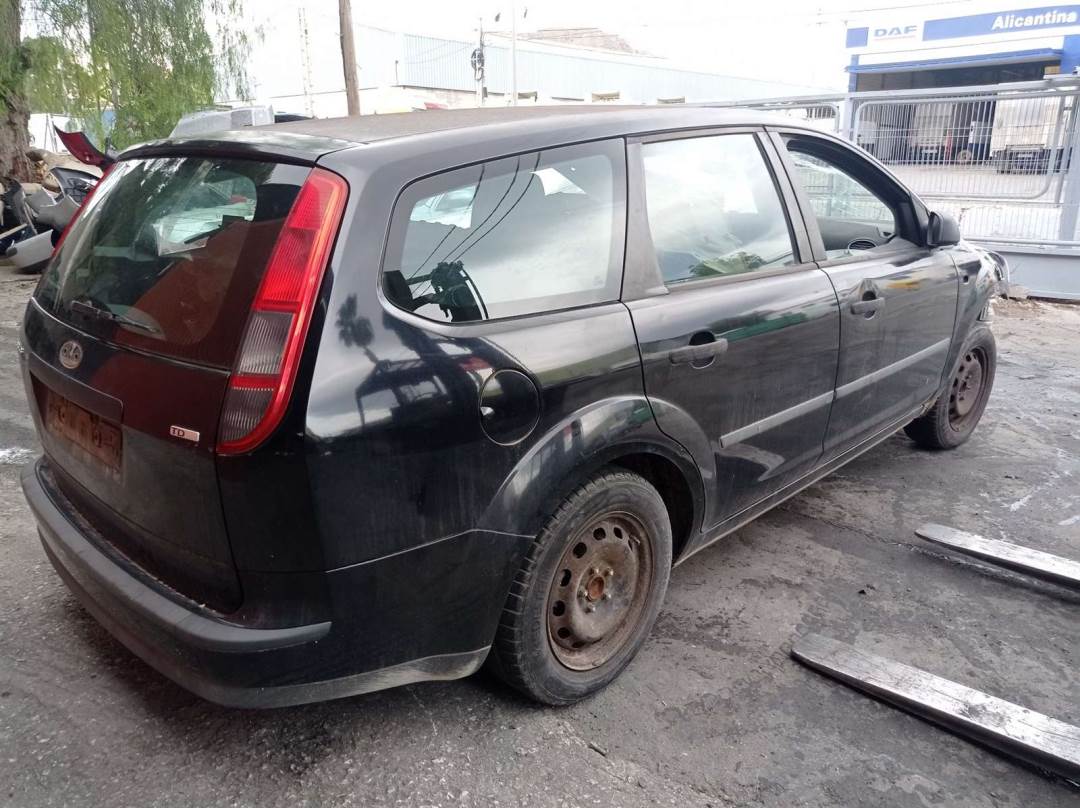 FORD FOCUS SPORTBREAK (CAP) (2004 - 2007)
