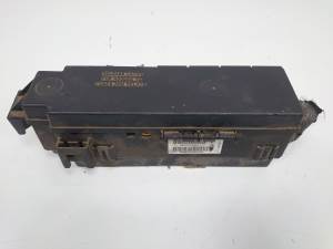 CAJA RELES / FUSIBLES 56050745AI JEEP CHEROKEE (KJ) Autodesguaces Alicante