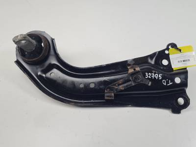 BRAZO SUSPENSION INFERIOR TRASERO DERECHO TOYOTA RAV4 Autodesguaces Alicante