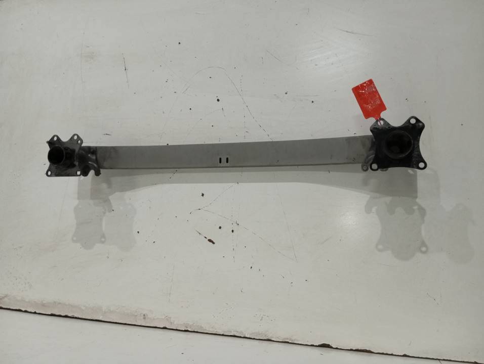 REFUERZO PARAGOLPES DELANTERO
