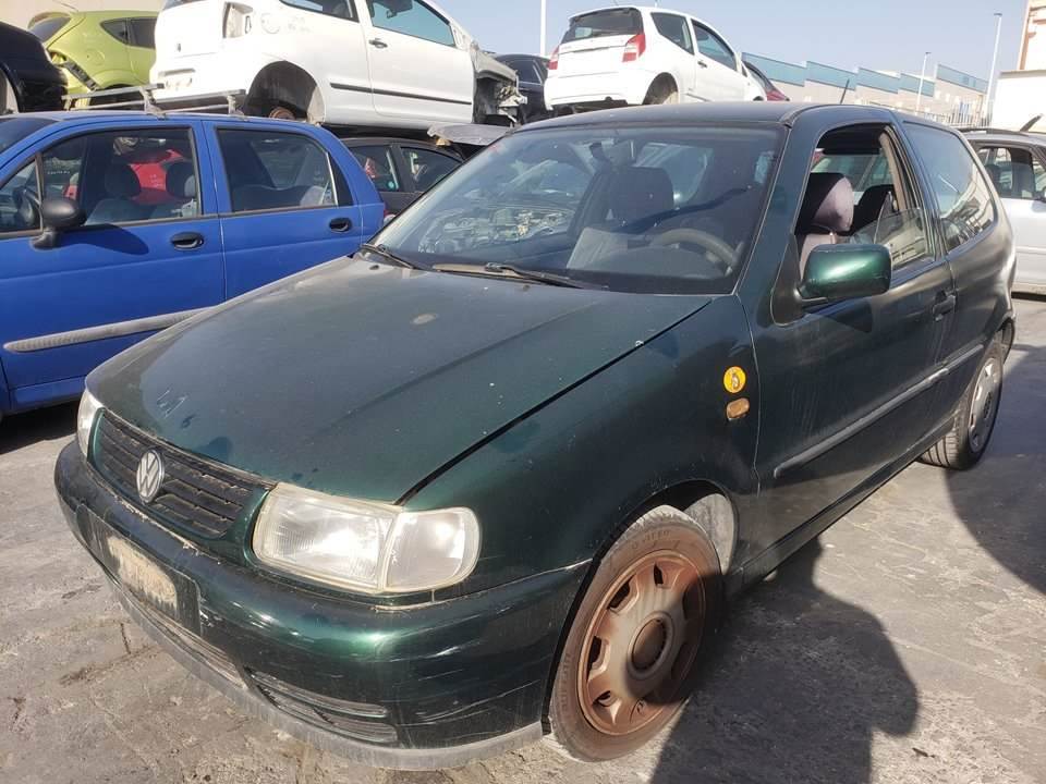 VOLKSWAGEN POLO BERLINA (6N1) (1994 - 1999)