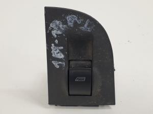 MANDO ELEVALUNAS TRASERO IZQUIERDO 4B0959855 AUDI A6 BERLINA (4B2) Autodesguaces Alicante