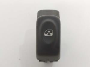 MANDO ELEVALUNAS TRASERO IZQUIERDO RENAULT SCENIC (JA..) Autodesguaces Alicante