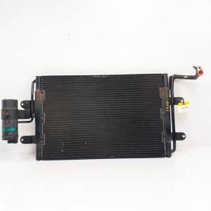 CONDENSADOR / RADIADOR AIRE ACONDICIONADO 1J0820411B SKODA OCTAVIA BERLINA (1U2) Autodesguaces Alicante