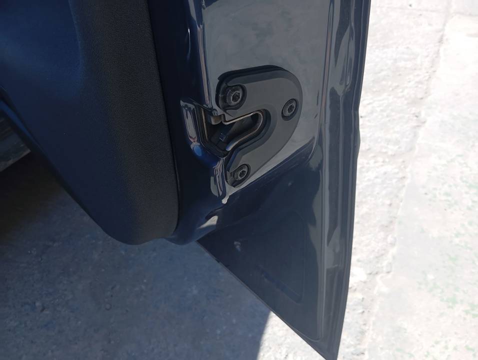 CERRADURA PUERTA DELANTERA DERECHA