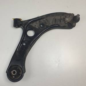 BRAZO SUSPENSION INFERIOR DELANTERO DERECHO 54501D7000 HYUNDAI TUCSON Autodesguaces Alicante