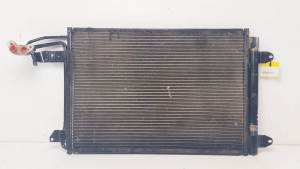 CONDENSADOR / RADIADOR AIRE ACONDICIONADO 1K0820411G AUDI A3 SPORTBACK (8P) Autodesguaces Alicante