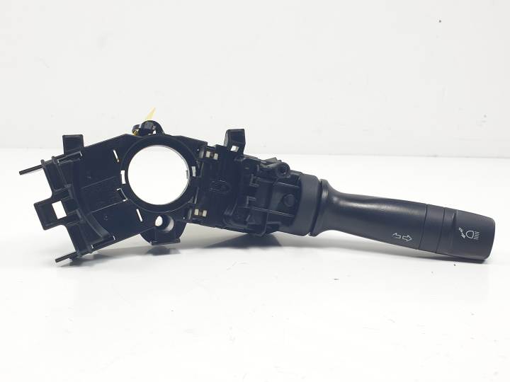 MANDO INTERMITENTES 934103Z001 HYUNDAI I40 Autodesguaces Alicante