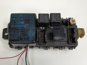 CAJA RELES / FUSIBLES MR228760 MITSUBISHI COLT (CJ0) Autodesguaces Alicante