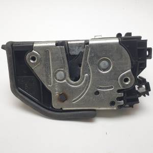 CERRADURA PUERTA TRASERA IZQUIERDA 7167075 BMW X5 (E70) Autodesguaces Alicante