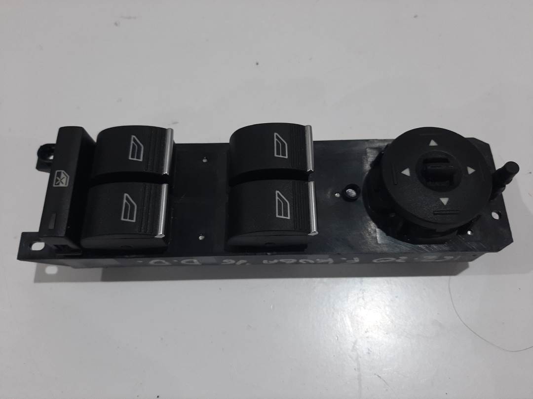 MANDO ELEVALUNAS DELANTERO IZQUIERDO - F1ET14A132CC - FORD - KUGA (CBS)