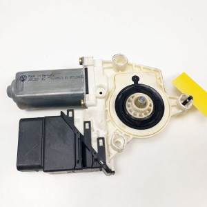 MOTOR ELEVALUNAS TRASERO DERECHO 1C0959812A SEAT LEON (1M1) Autodesguaces Alicante
