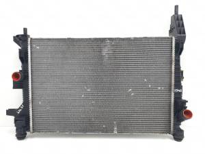 RADIADOR AGUA DV618C342WC FORD FOCUS LIM. Autodesguaces Alicante