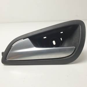 MANETA INTERIOR DELANTERA IZQUIERDA AM51U22601BEW FORD FOCUS LIM. (CB8) Autodesguaces Alicante