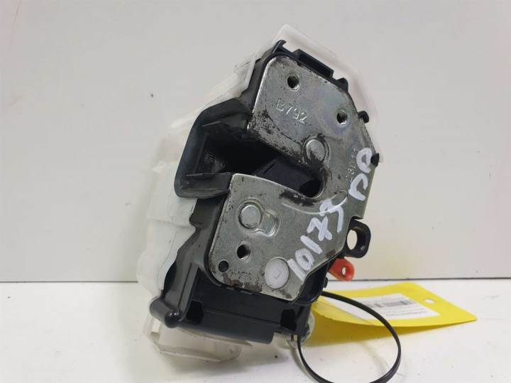 CERRADURA PUERTA DELANTERA DERECHA 28D11 FIAT FIORINO (225) Autodesguaces Alicante