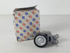 TENSOR CORREA AUXILIAR 5751A2 PEUGEOT 206 BERLINA Autodesguaces Alicante