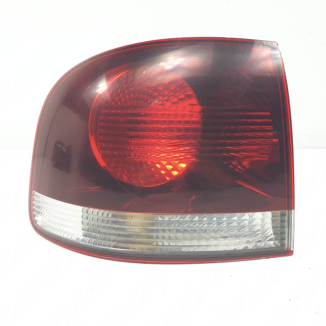 PILOTO TRASERO IZQUIERDO - 28259002 - VOLKSWAGEN - TOUAREG (7L6)