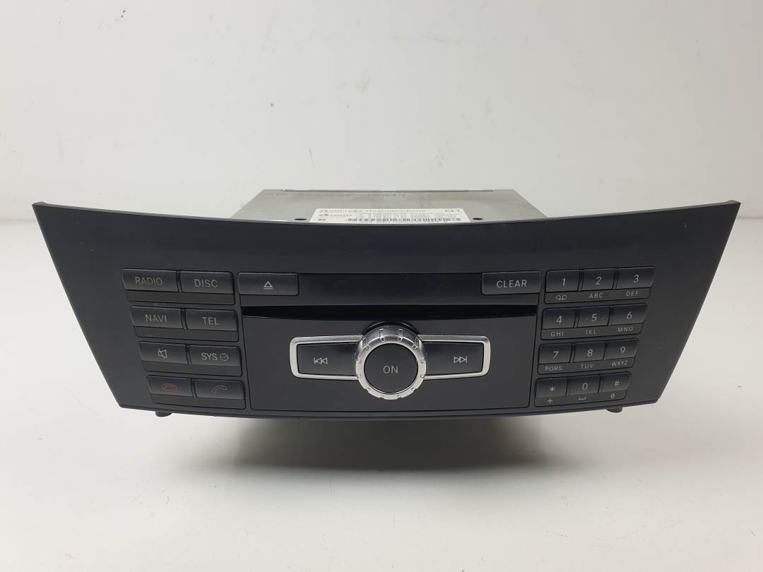 SISTEMA AUDIO / RADIO CD - A2049003509 - MERCEDES - CLASE C (W204) FAMILIAR