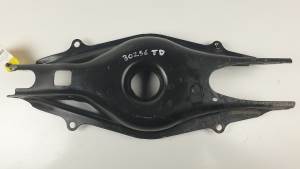 BRAZO SUSPENSION INFERIOR TRASERO DERECHO A2043520402 MERCEDES CLASE C (W204) BERLINA Autodesguaces Alicante