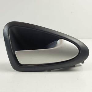 MANETA INTERIOR TRASERA DERECHA 6J4839114A SEAT IBIZA (6J5) Autodesguaces Alicante