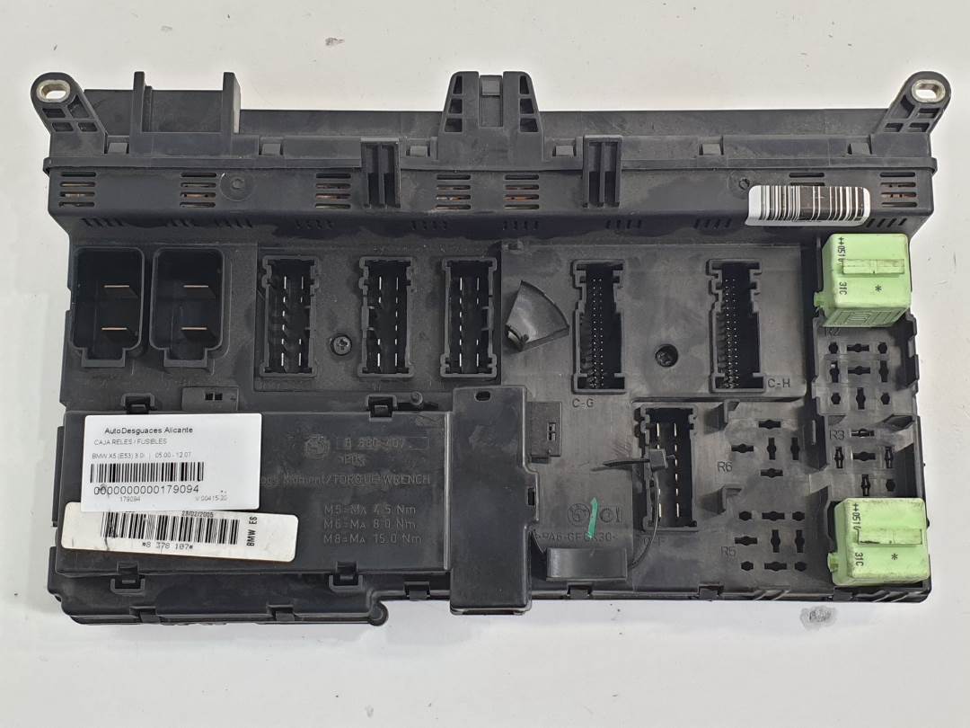 Boîte à fusibles / relais - 8380403 - BMW - X5 (E53)